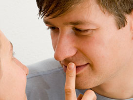 Que regardent les hommes chez les femmes ? Que regardent les hommes chez les femmes ?